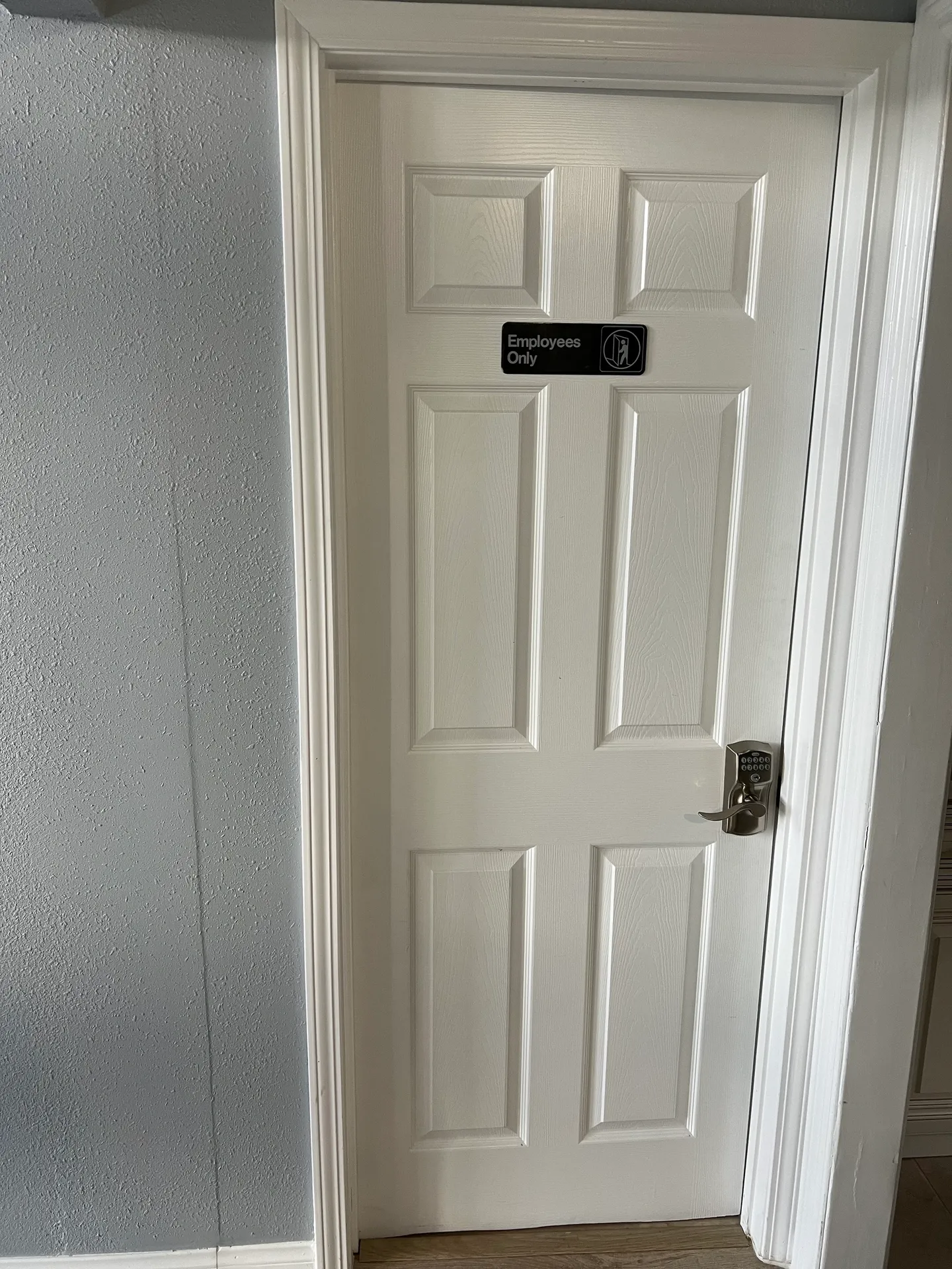 rs=w 2560,h 1920 (60)